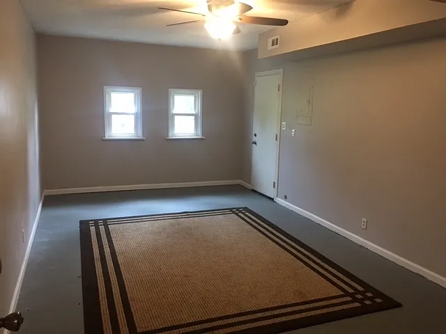 764 Oak Dr E — Photo 11