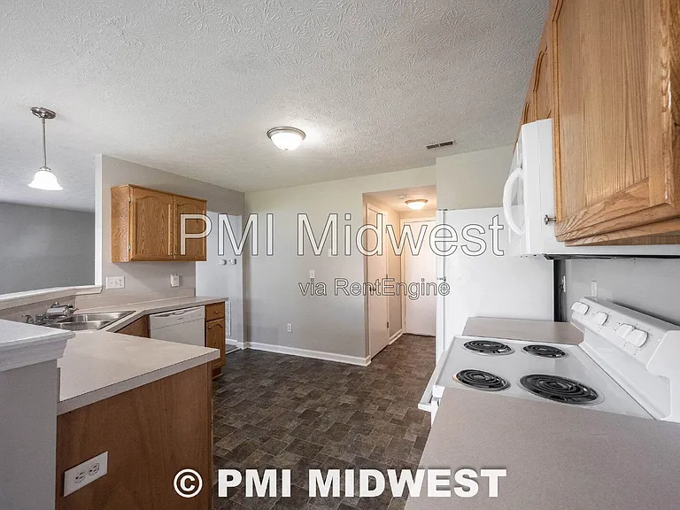 11550 Signet Ln — Photo 10