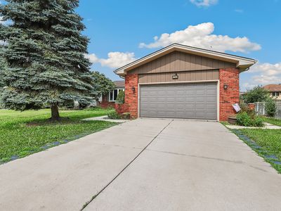 17042 Lockwood Ave, Oak Forest, IL, 60452