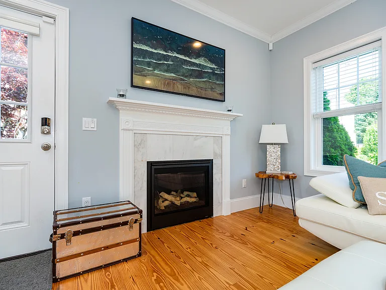 19 Eustis Ave — Photo 19