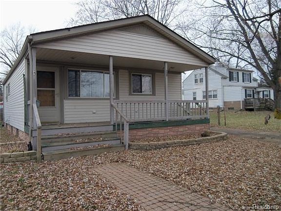 4th image of 5386 Campbell St