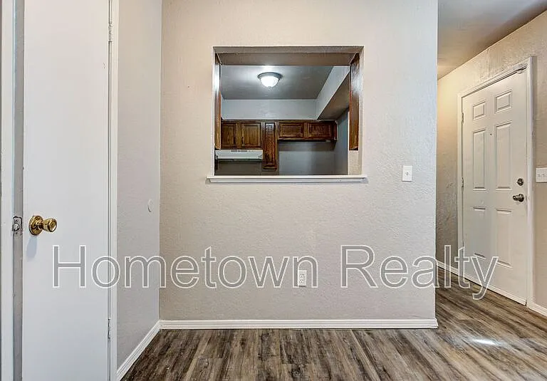 310 NW 118th St — Photo 11