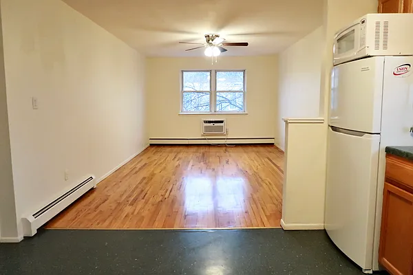 Rented by The Agency Brooklyn Park Slope | media 4
