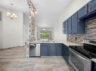 7021 Lone Oak BLVD, NAPLES, FL 34109