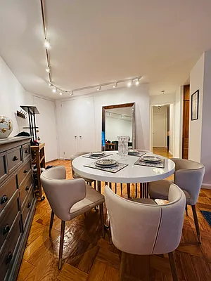 Rented by R New York | media 28