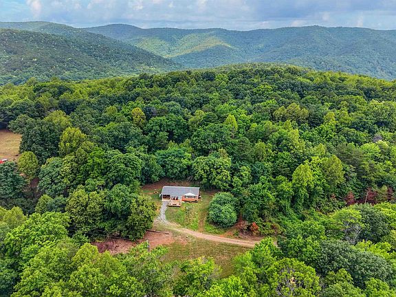 5th image of 1917 Bull Mountain Rd
