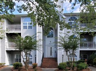 214 Quietwood Dr, Winston Salem, NC 27103