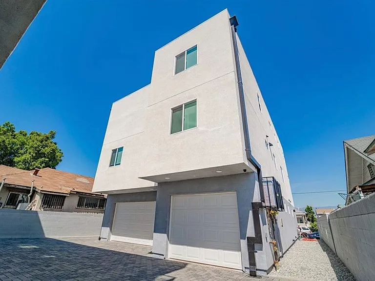 2520 Boulder St — Photo 2