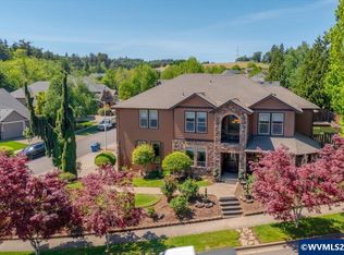 1410 W Meadows Dr NW, Salem, OR 97304