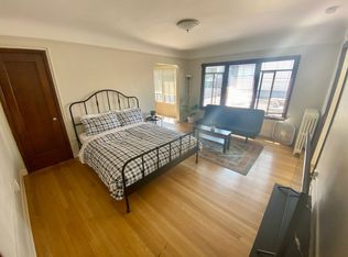 105 Mercer St #207FR, Seattle, WA 98109