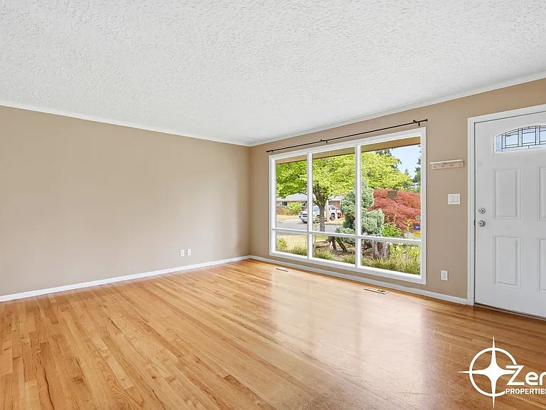 8317 Chesapeake Dr — Photo 3