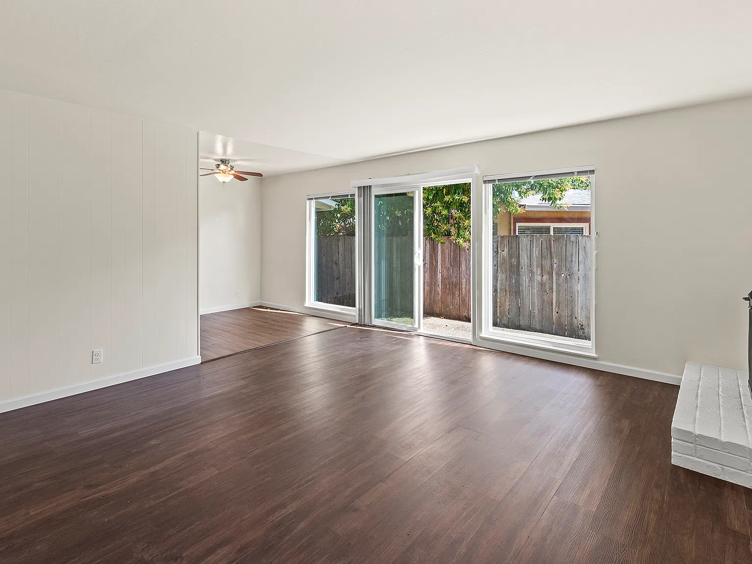 2 bed, 1.5 bath, 980 sqft, $3,675 — Photo 4