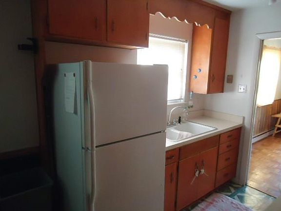 3rd image of 46 Bonita Dr