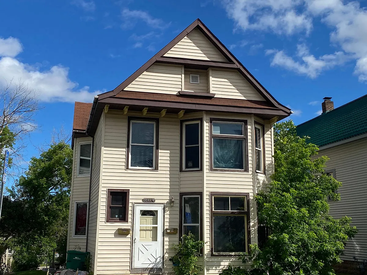 Building Photo - 2406 W 4th St #2