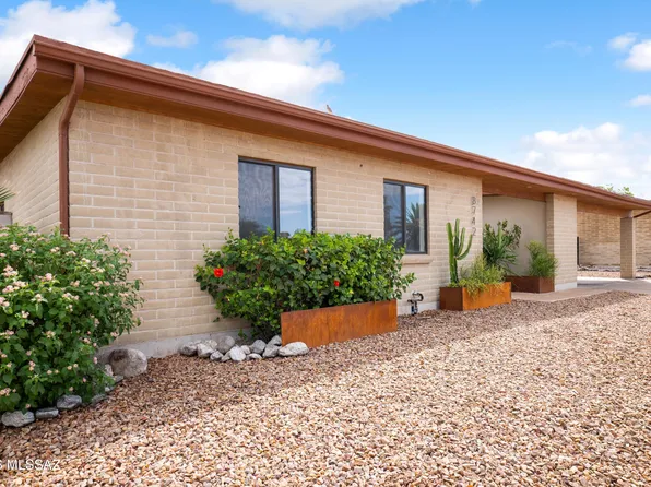 8742 E 7th St, Tucson, AZ 85710