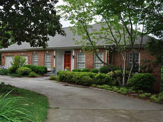 2nd image of 7728 Donegal Dr SE