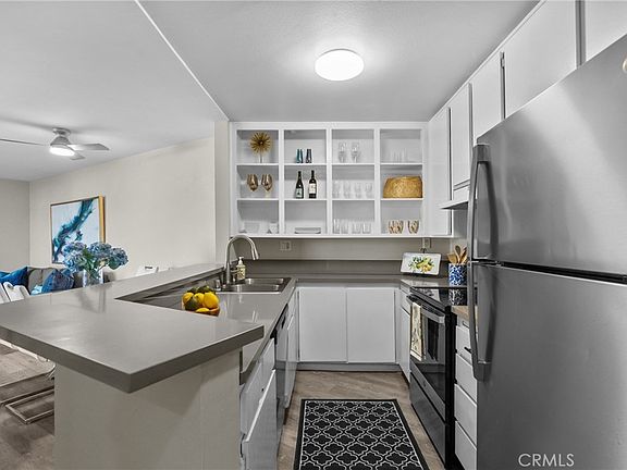 5th image of 2901 Peninsula Rd APT 137
