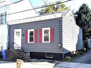 18 Garden St, Albany, NY 12209