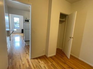259 E 10th St #4RW, New York, NY 10009