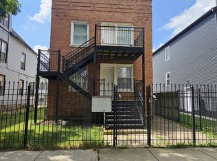 4223 W Augusta Blvd #1, Chicago, IL 60651