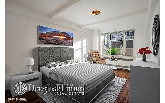 Sold by Douglas Elliman | media 24