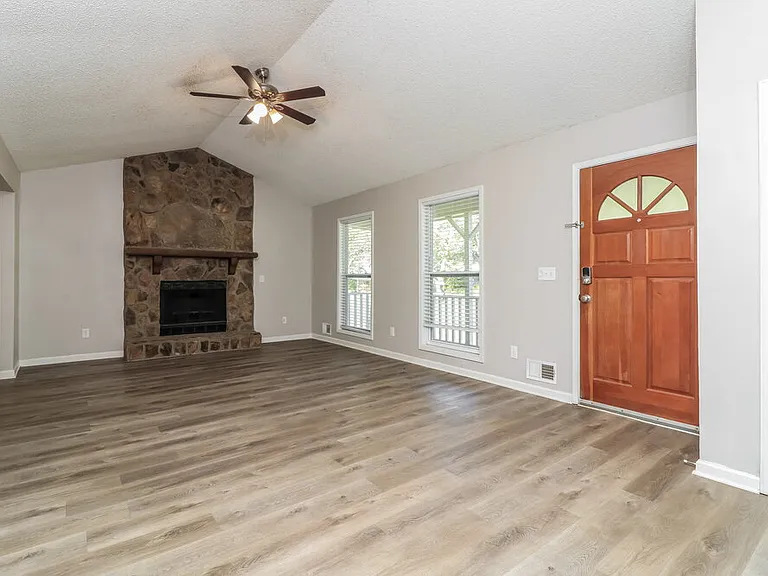 3058 Favor Pines Ct SW — Photo 7