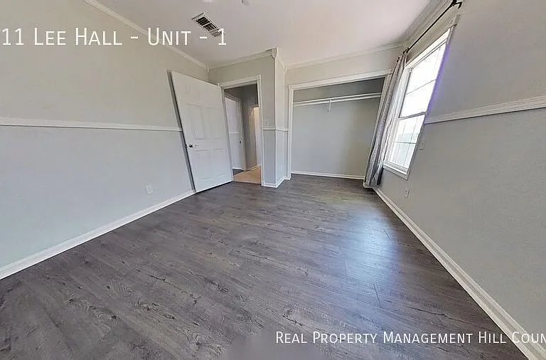 1211 Lee Hall #1 — Photo 8