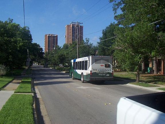 5th image of 2021 N Bell Ave