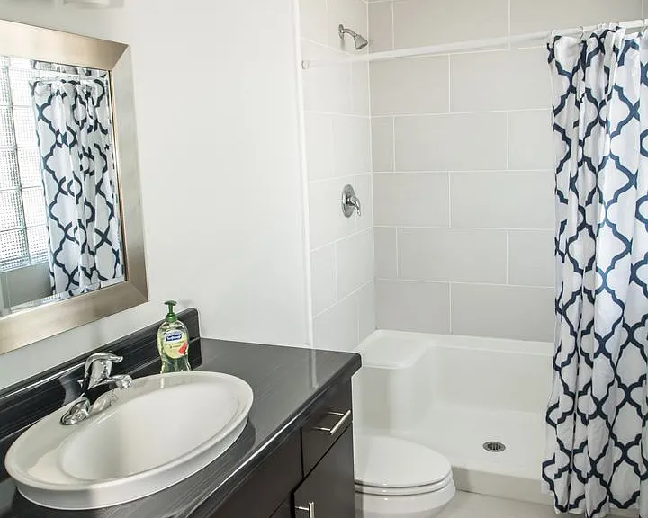628 Park Ave — Photo 88