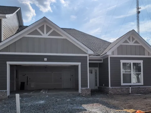 8681 Hope Farm Ln, Mechanicsville, VA 23111