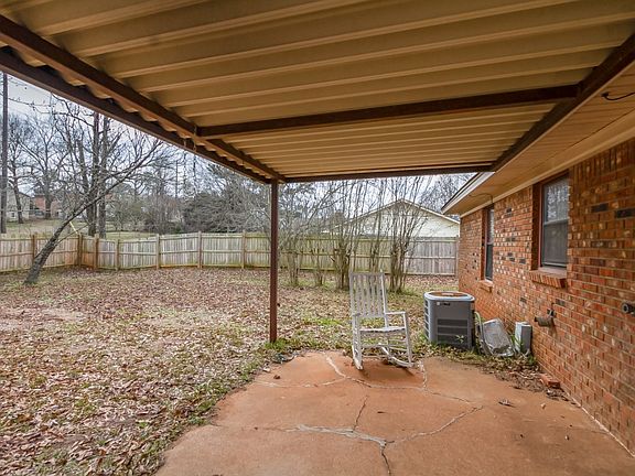 3rd image of 3741 Destin Ln