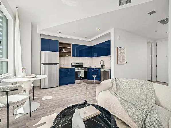 95-08 147th Pl #512, Jamaica, NY 11435