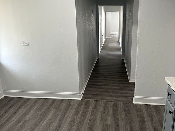 2nd image of 10-18 S Homan Ave #18-2