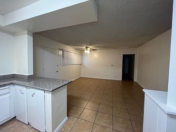 3rd image of 518 Evergreen St APT 1