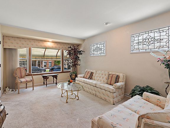 5th image of 3840 S Wolcott Ave