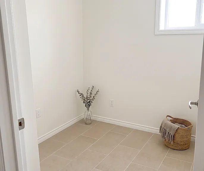 1628 Nanaimo St #7 — Photo 4