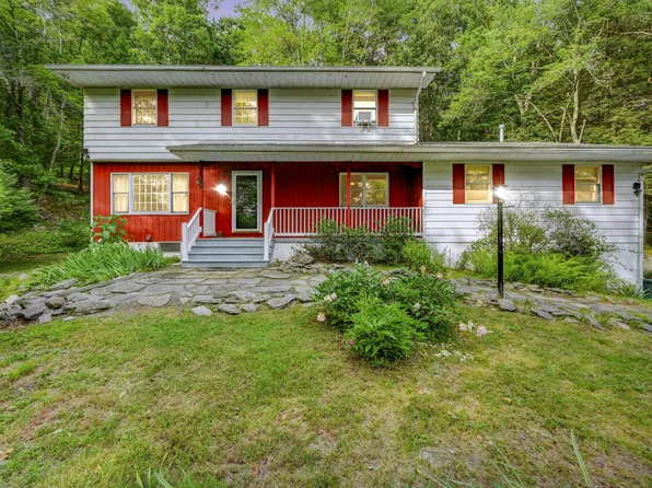 133 Lower Seese Hill Rd, Canadensis, PA 18325