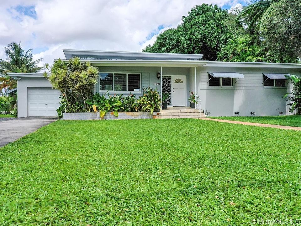 1st image of 1067 Hunting Lodge Dr