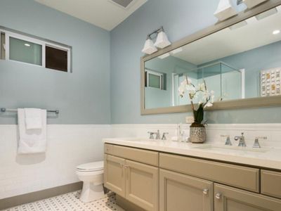 1625 Granville Ave, Los Angeles, CA, 90025