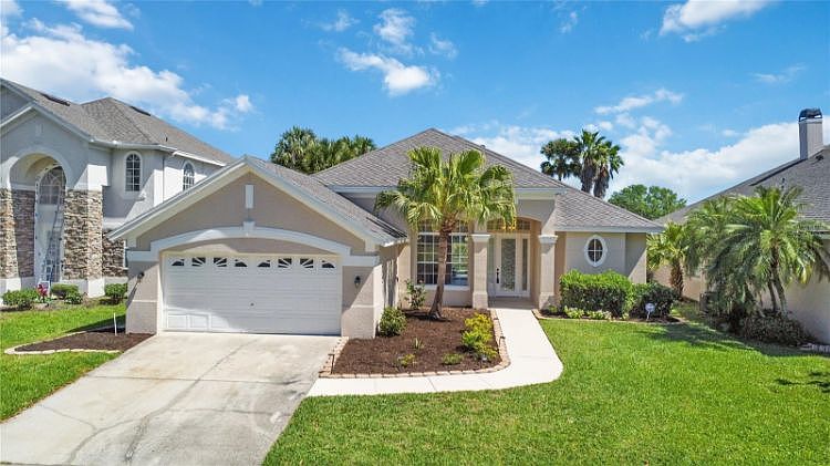 1st image of 1705 Golfview Dr