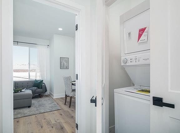 2nd image of 2501 E Tioga St #B3