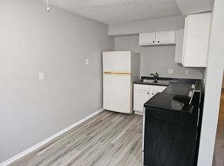 2827 N Elsie Ave APT 1, Davenport, IA