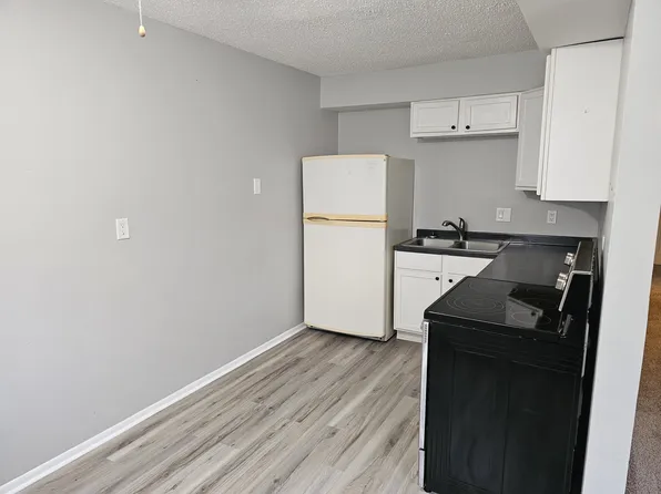 2827 N Elsie Ave, Davenport, IA