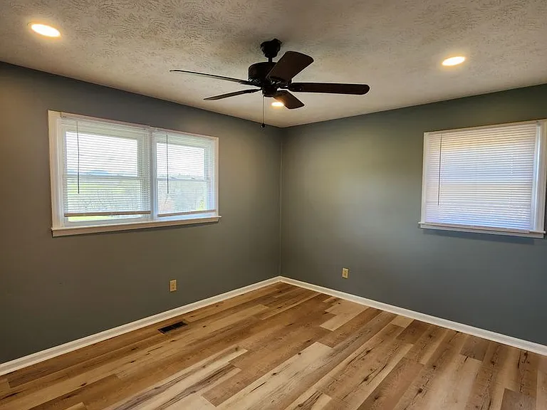 917 Olivette Rd — Photo 13
