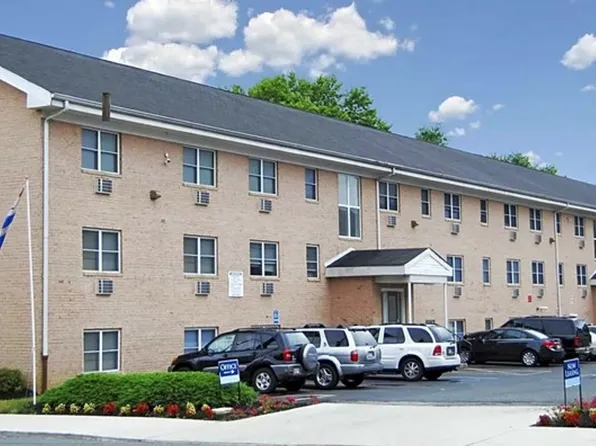 Austin Manor Apartments