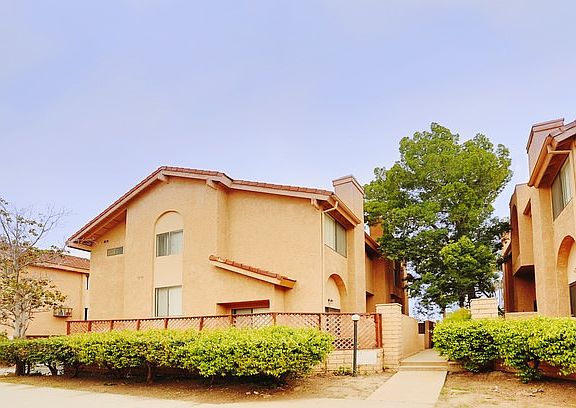 3rd image of 8755 Variel Ave APT 2