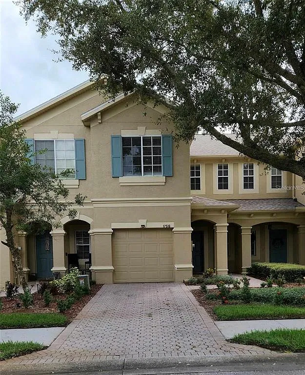 3 bed, 2.5 bath, 1572 sqft, $2,500 — Photo 1