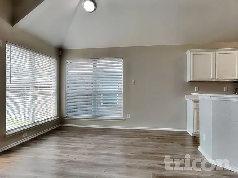132 Tall Meadow St — Photo 5