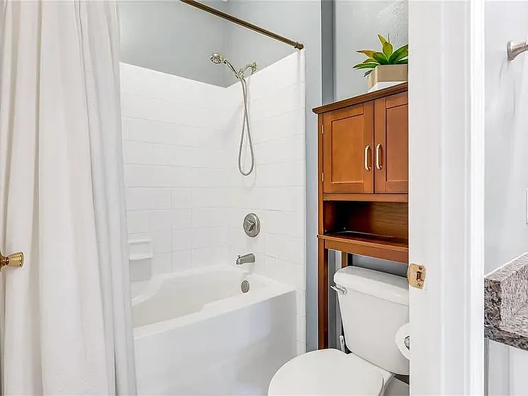 110 Spring Heights Ln SE #110 — Photo 16