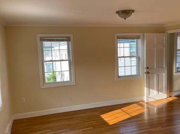 28-32 Linden Ave #1, Somerville, MA 02143